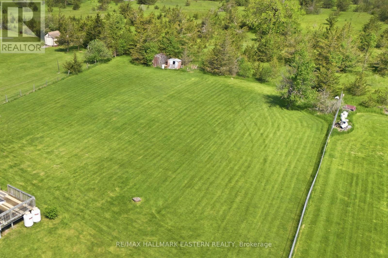 387 HINCHEY ROAD - 39