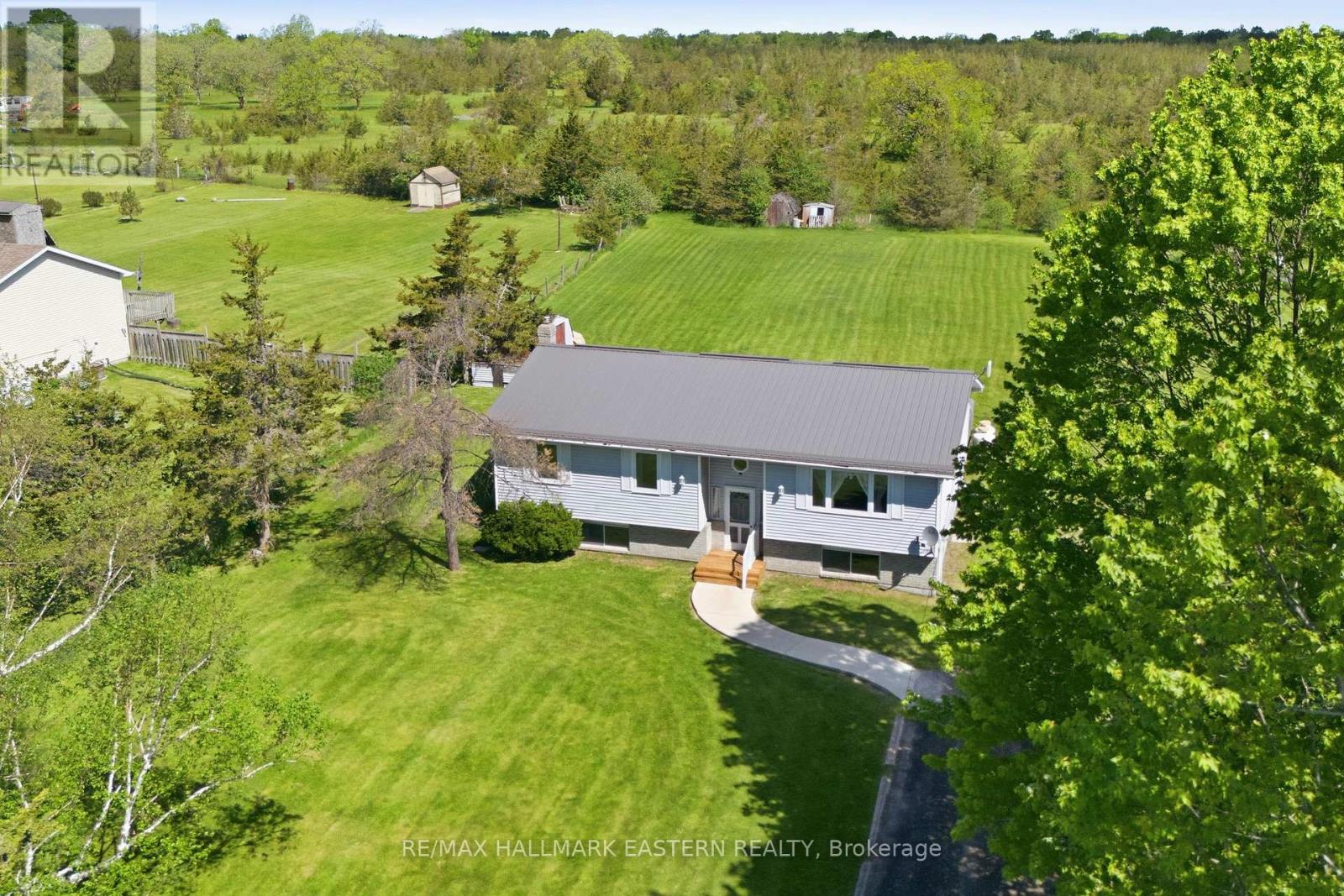 387 HINCHEY ROAD - 4