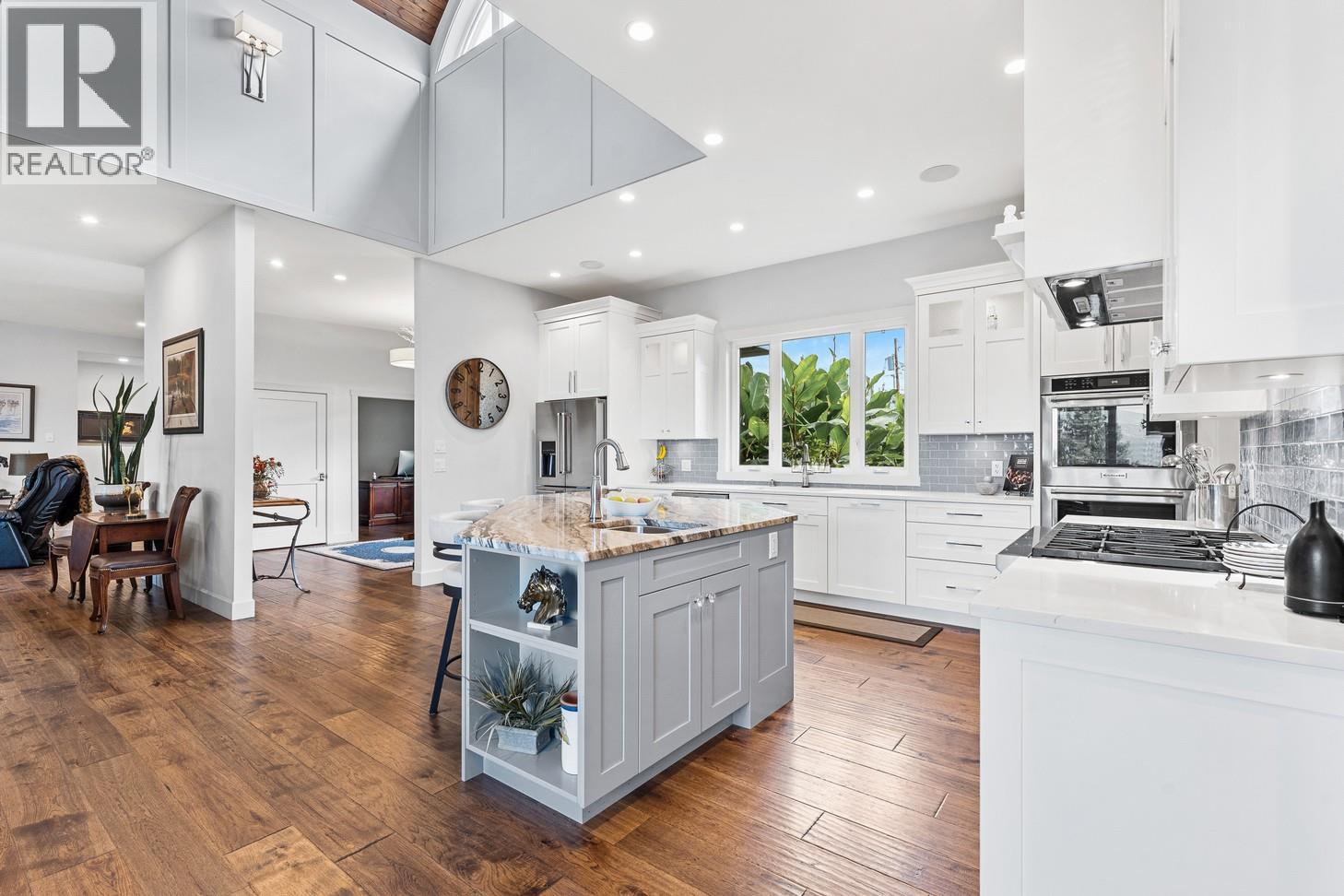 House in Kelowna - Image 8