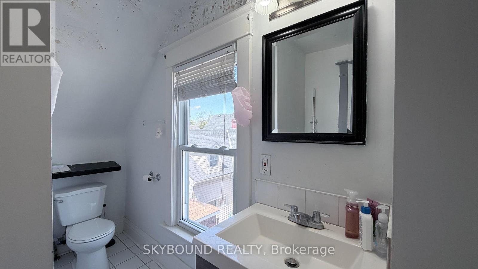 5113 ST LAWRENCE AVENUE - 11
