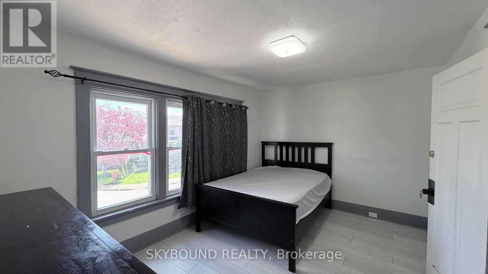 5113 ST LAWRENCE AVENUE - 9