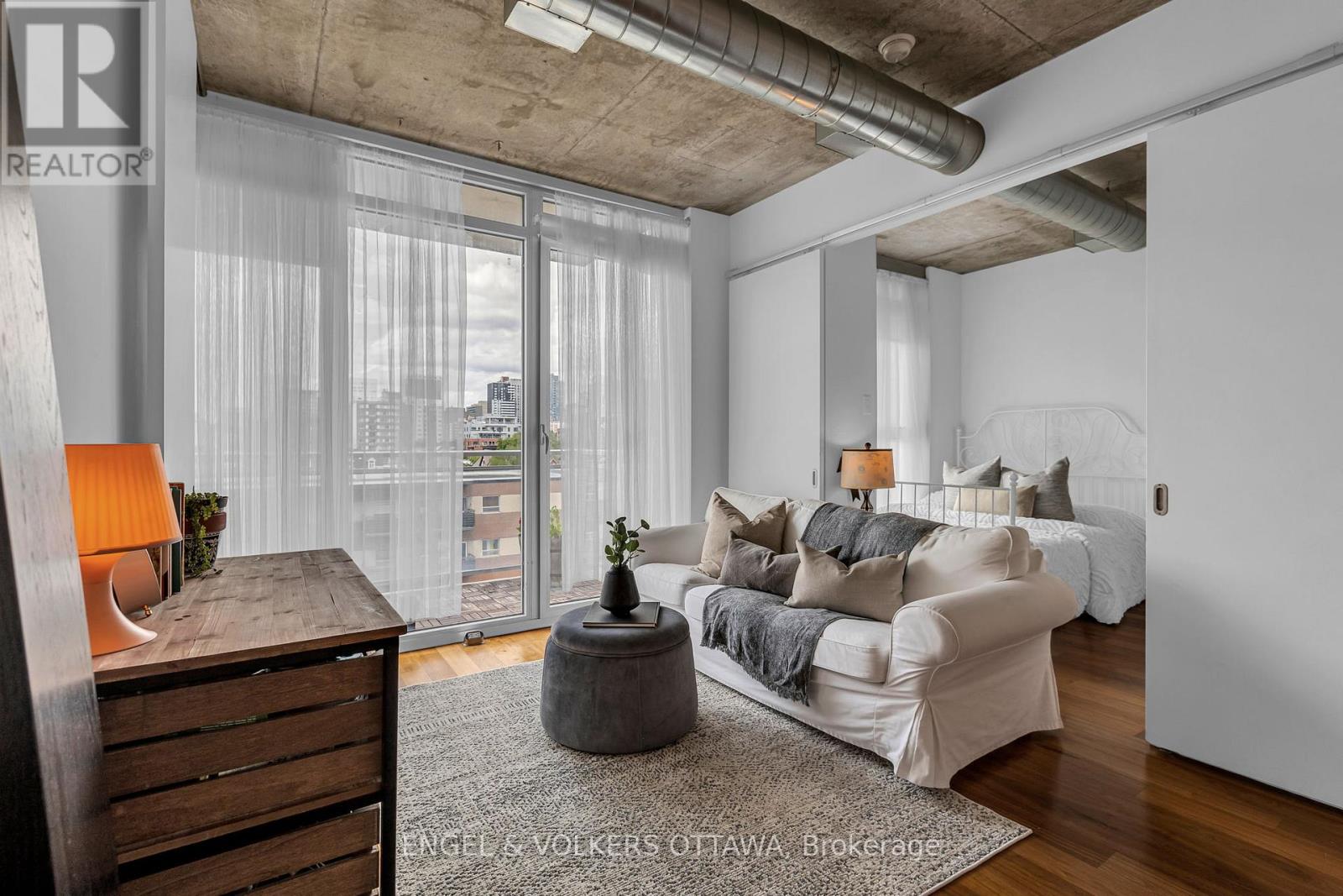 #415 354 GLADSTONE AVENUE - 10