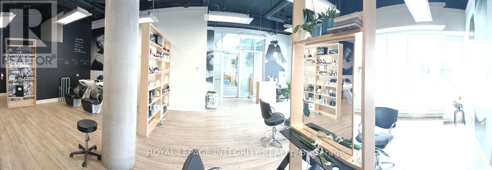 Business for Sale in Ottawa – 100 – 100 MURRAY STREET, Ottawa – MLS# X13230560 - Image 25