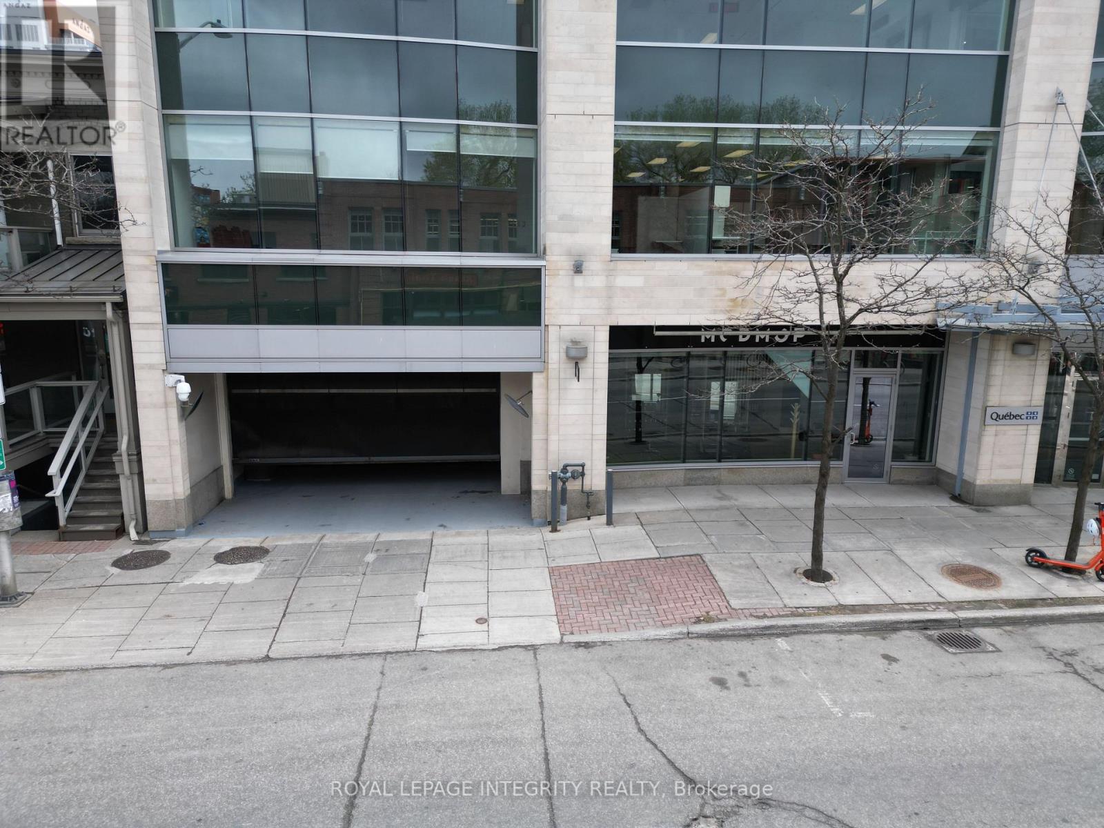 Business for Sale in Ottawa – 100 – 100 MURRAY STREET, Ottawa – MLS# X13230560 - Image 27