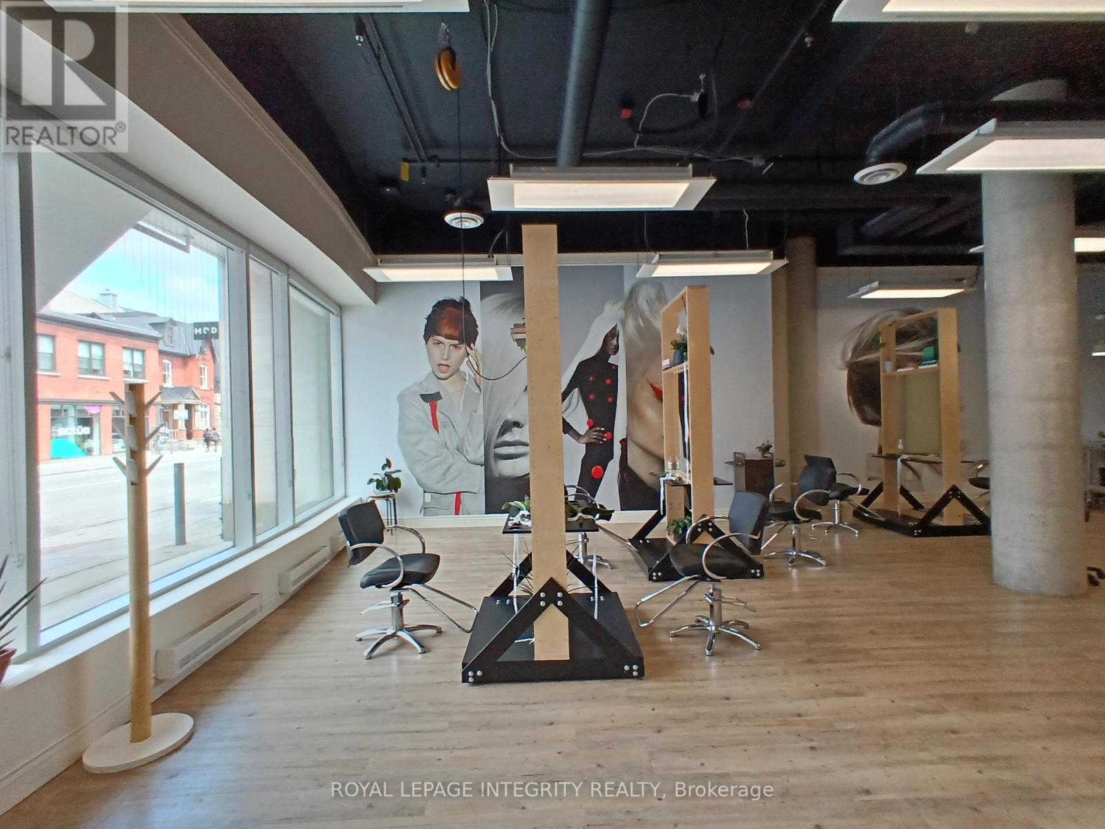 Business for Sale in Ottawa – 100 – 100 MURRAY STREET, Ottawa – MLS# X13230560 - Image 43