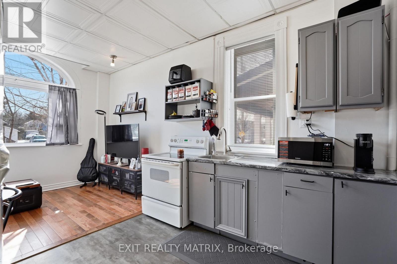 5505 OSGOODE MAIN STREET - 12