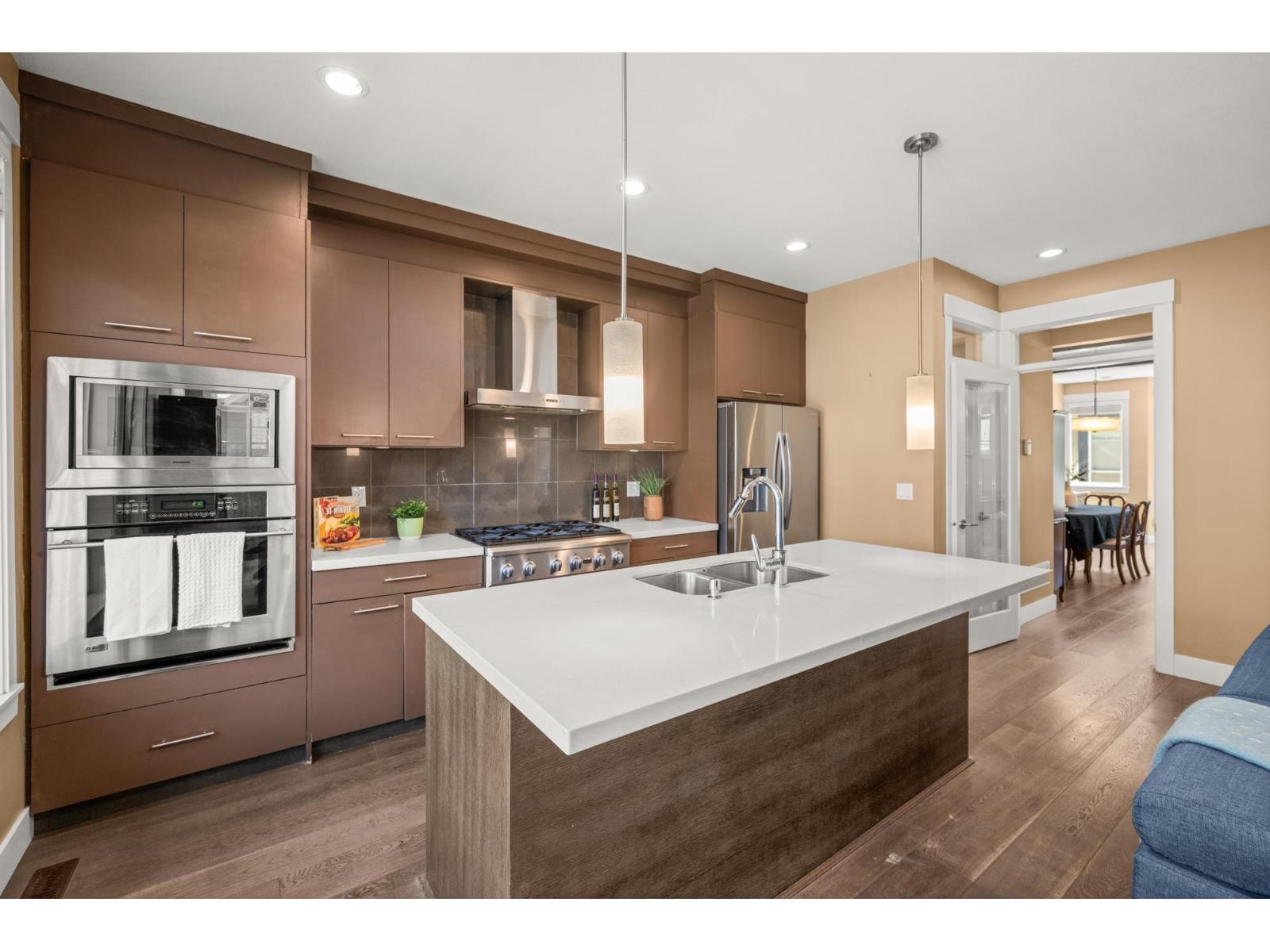 10 15977 26 AVENUE, Surrey