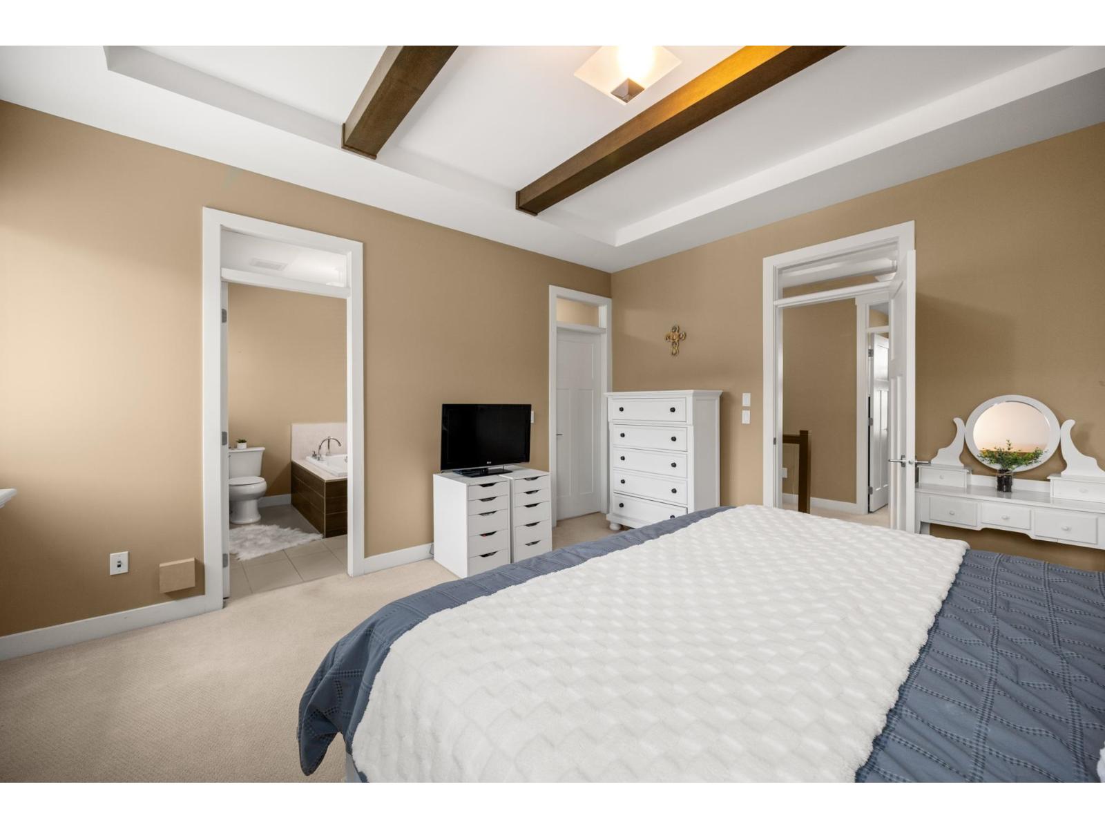 10 15977 26 AVENUE, Surrey