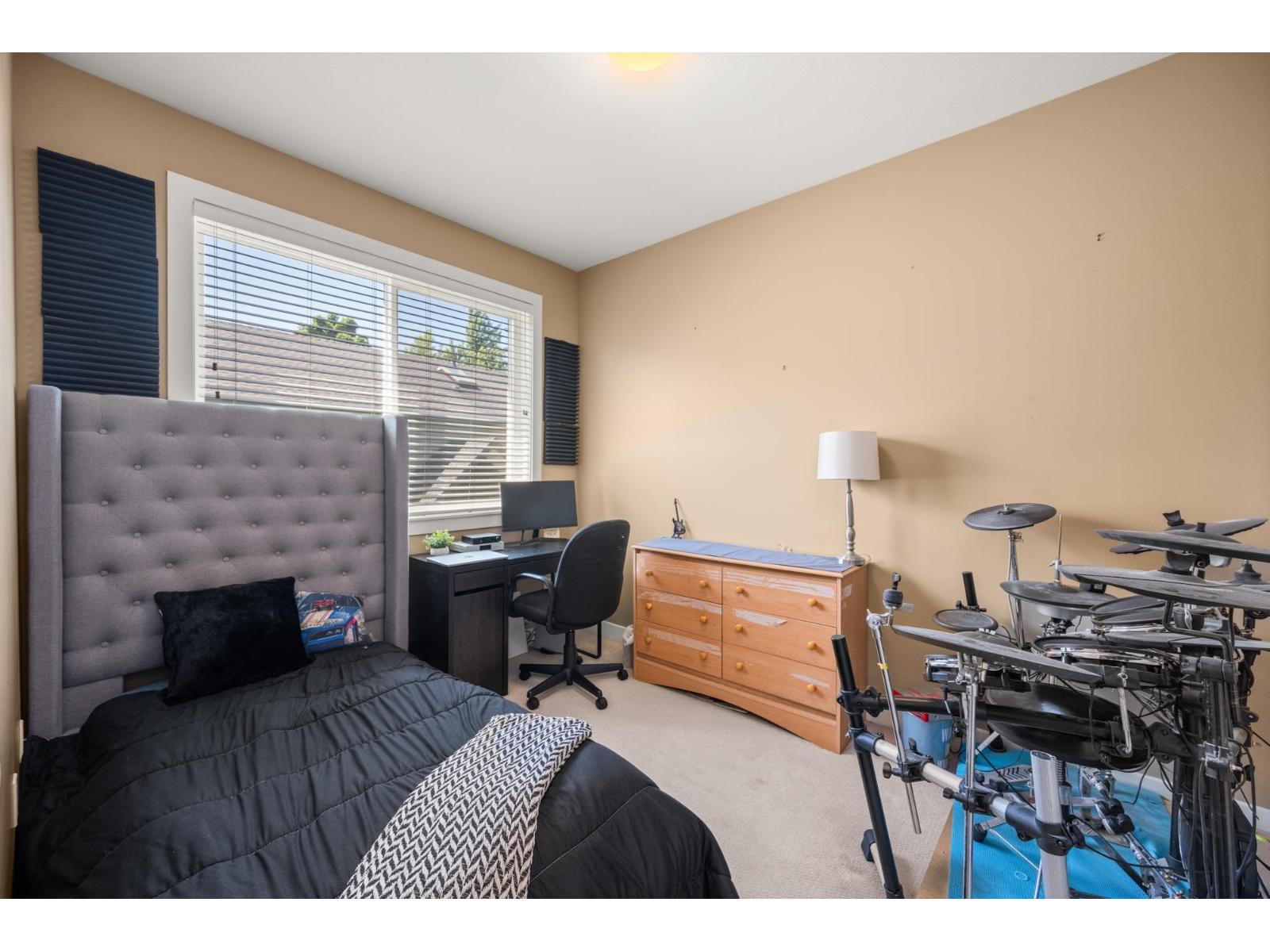 10 15977 26 AVENUE, Surrey