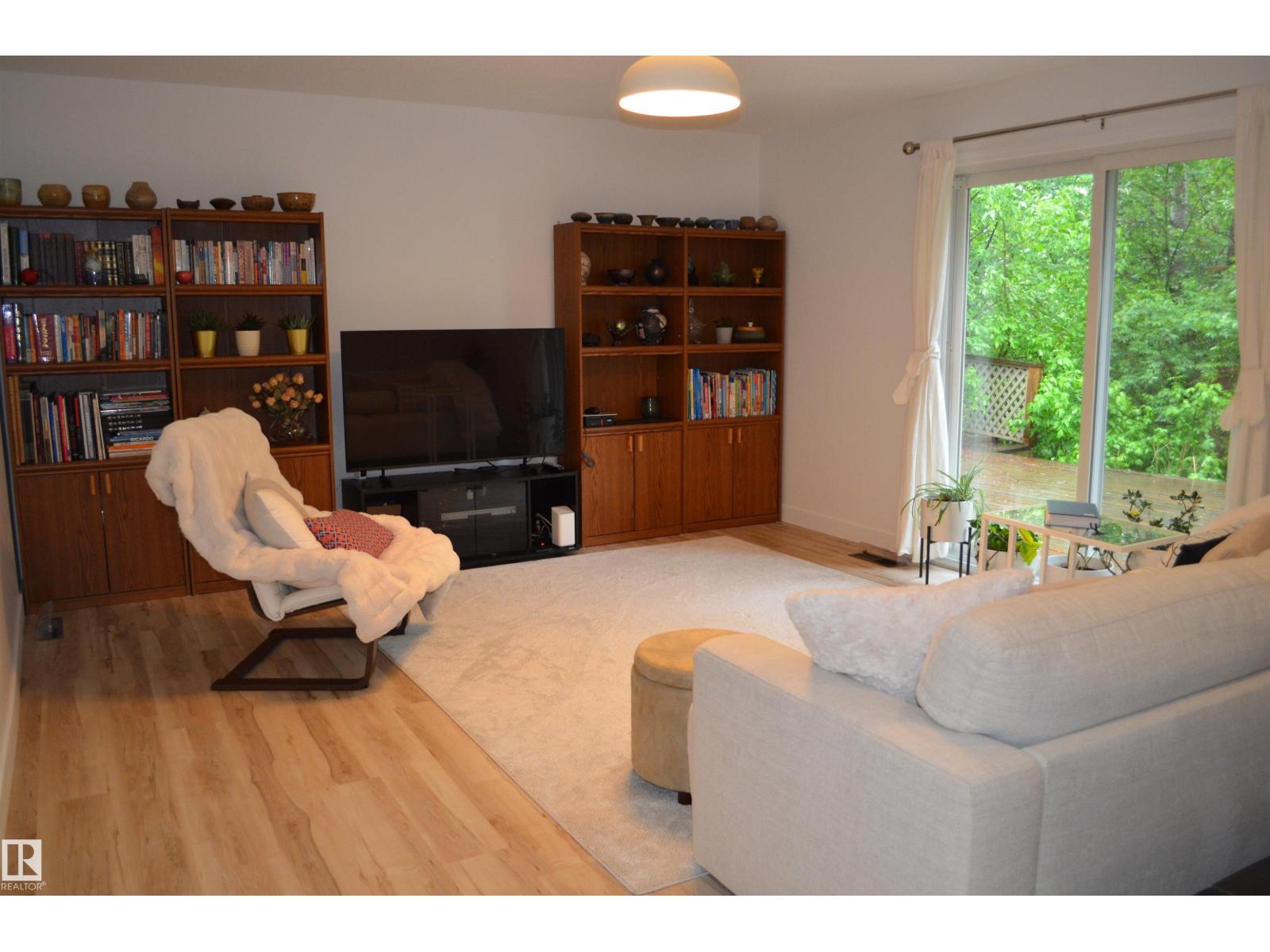 68 MARLBORO RD NW - 20