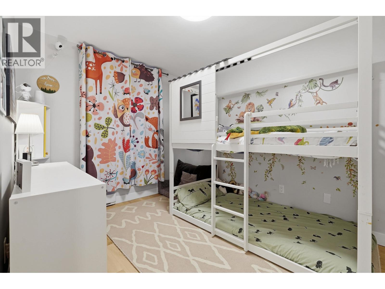 1284 W 8TH AVENUE, Vancouver