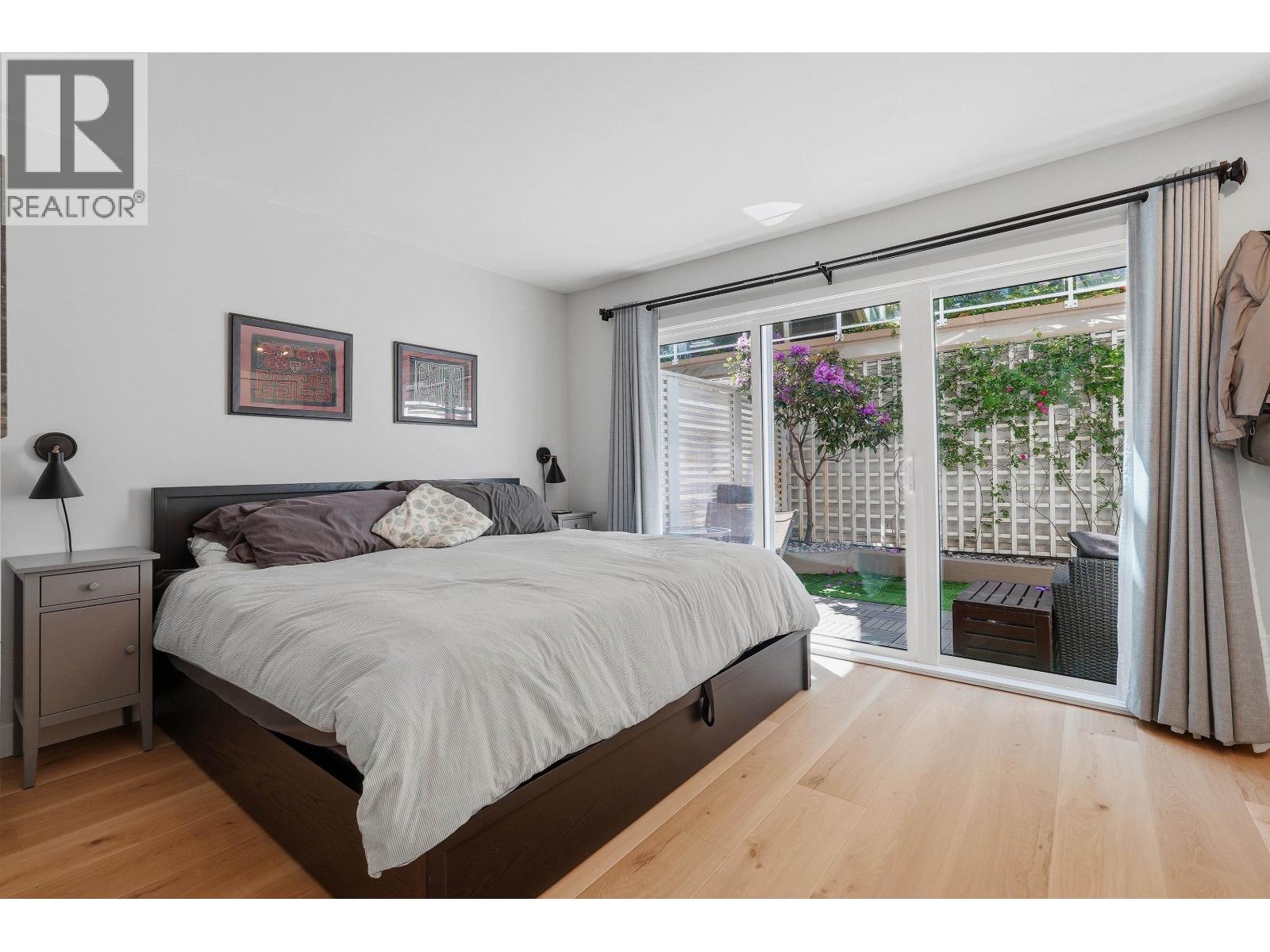 1284 W 8TH AVENUE, Vancouver