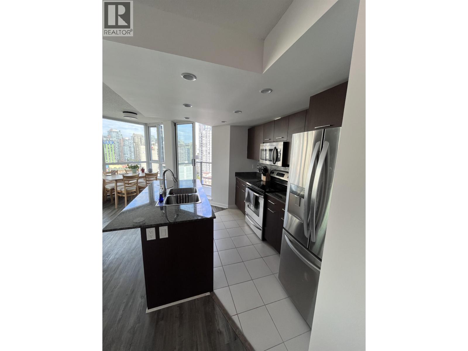 1602 1212 HOWE STREET, Vancouver