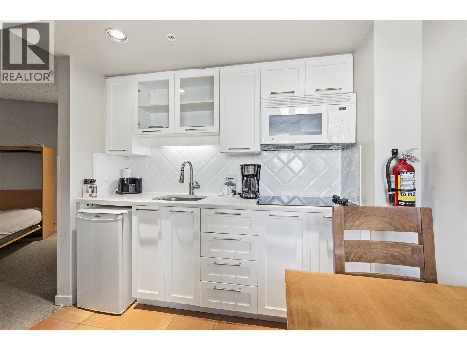 528 4295 BLACKCOMB WAY, Whistler