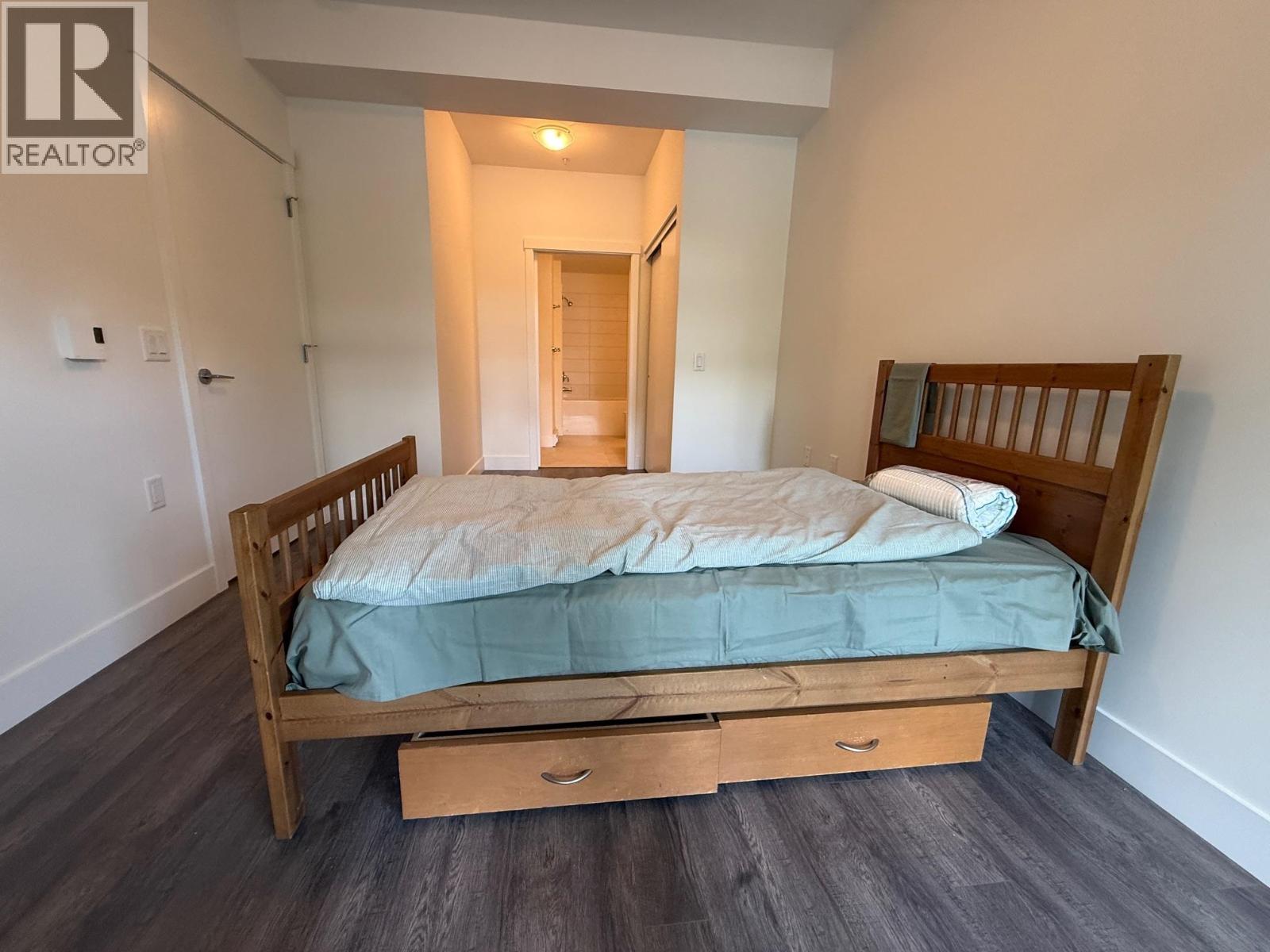 106 2436 KELLY AVENUE, Port Coquitlam