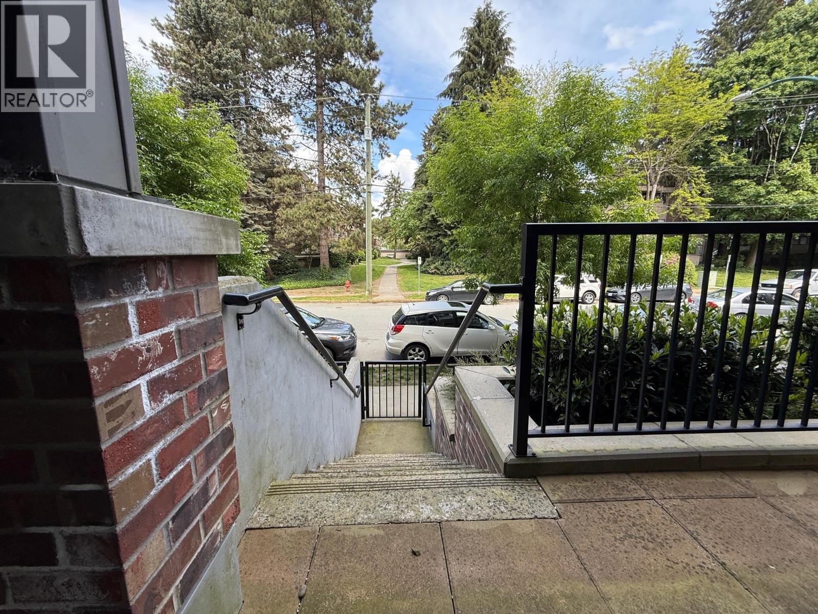 106 2436 KELLY AVENUE, Port Coquitlam
