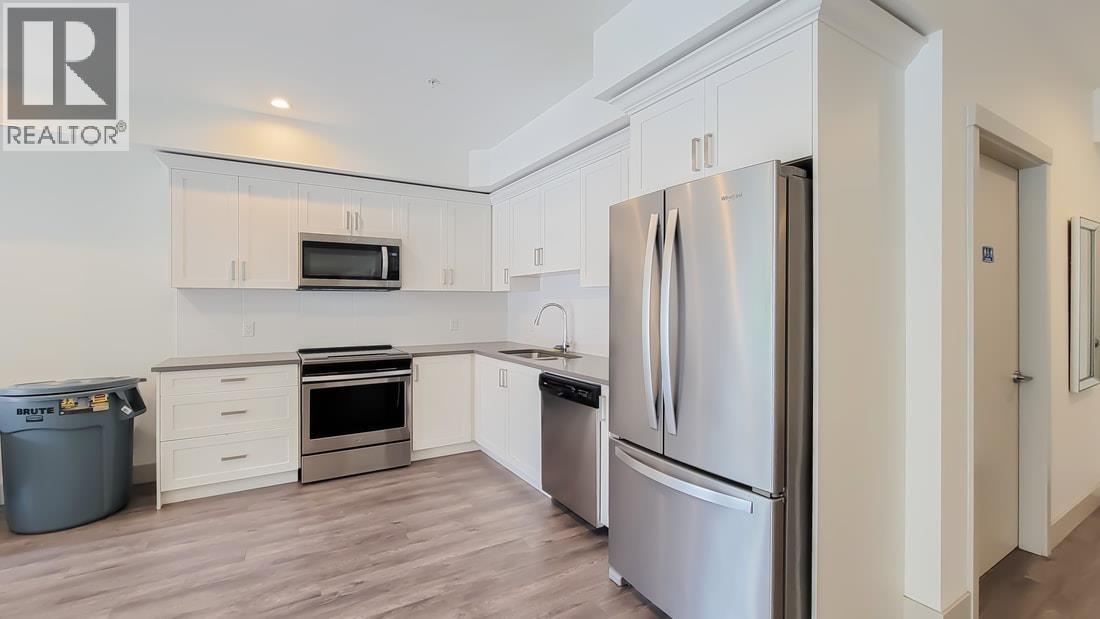 106 2436 KELLY AVENUE, Port Coquitlam