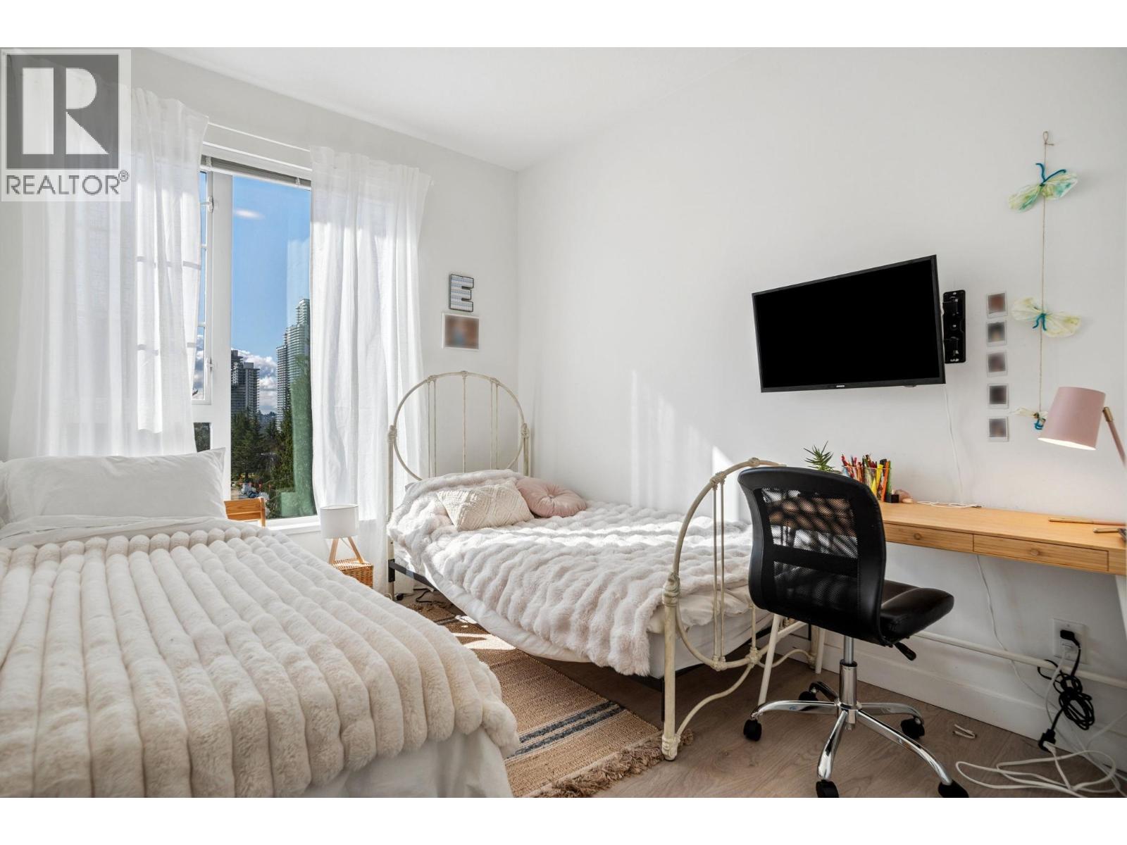 504 516 FOSTER AVENUE, Coquitlam