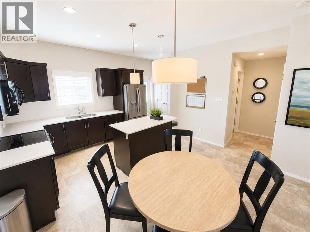 183 Lynx Road N - 9