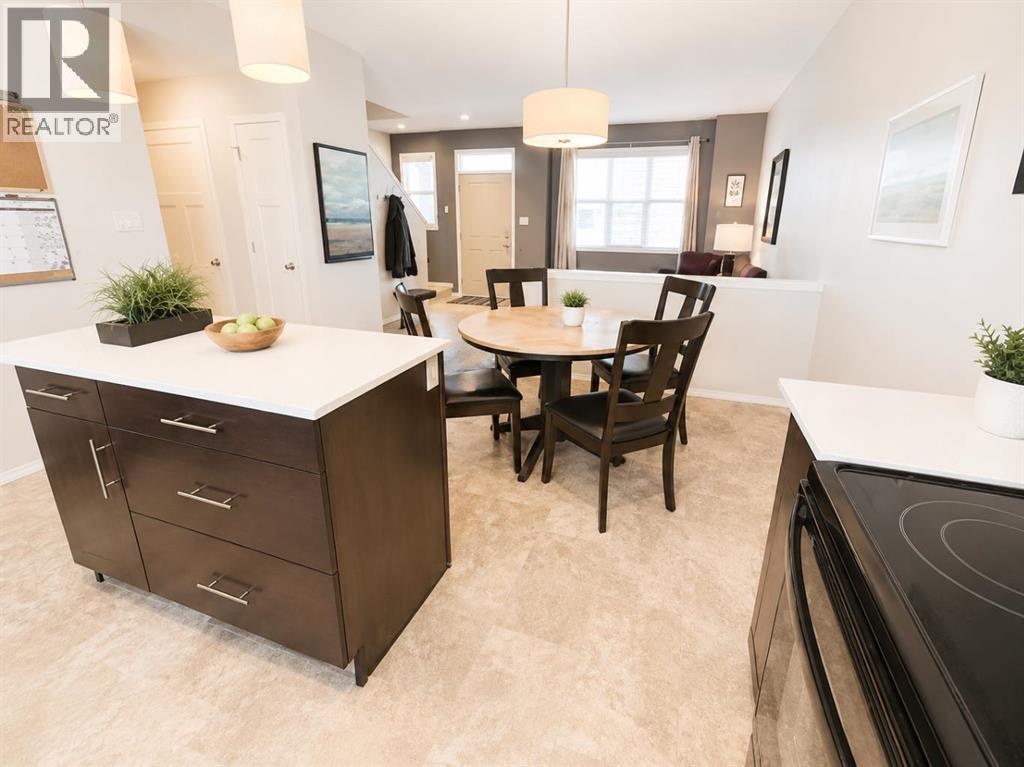 183 Lynx Road N - 7