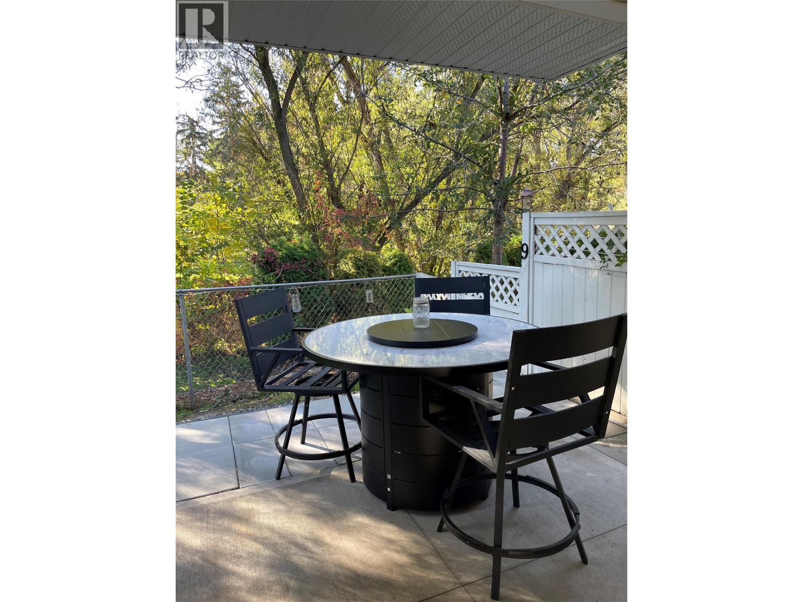 #9 602 Browne Road - 16
