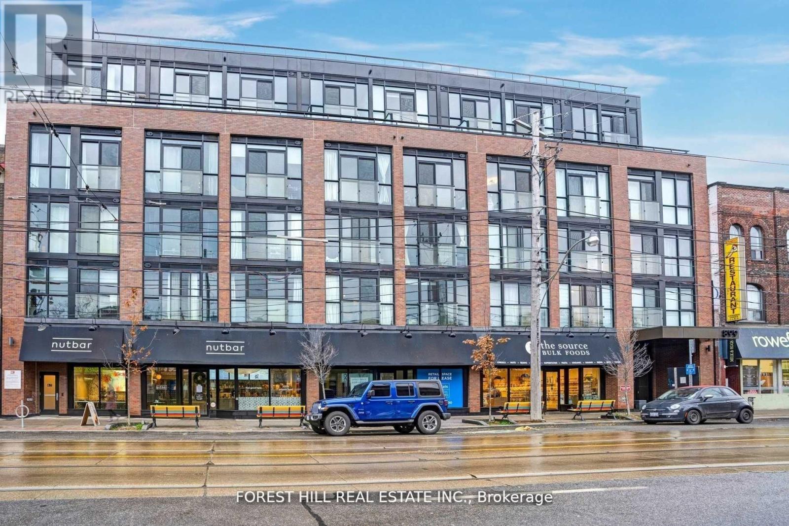 Listing photo of 202 - 899 QUEEN STREET E