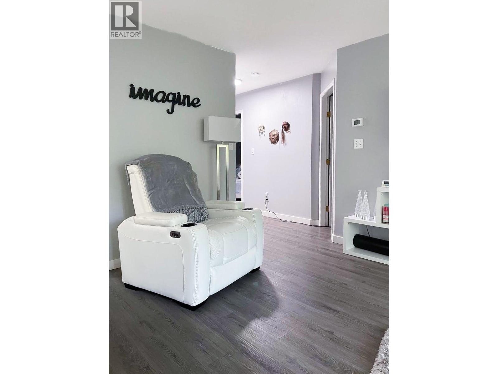 602 Browne Road Unit# 9, Vernon