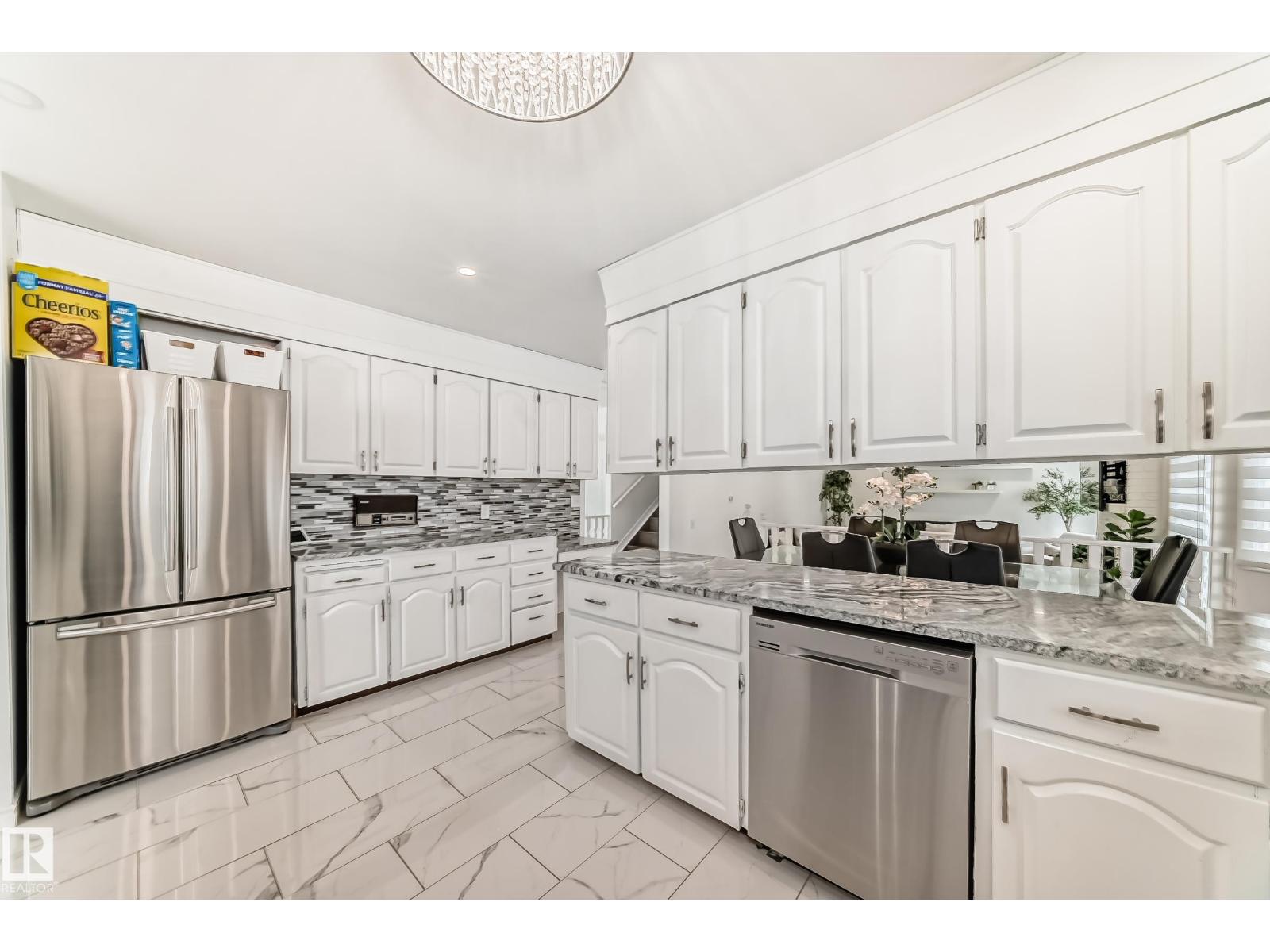 9815 159 AV NW - 22