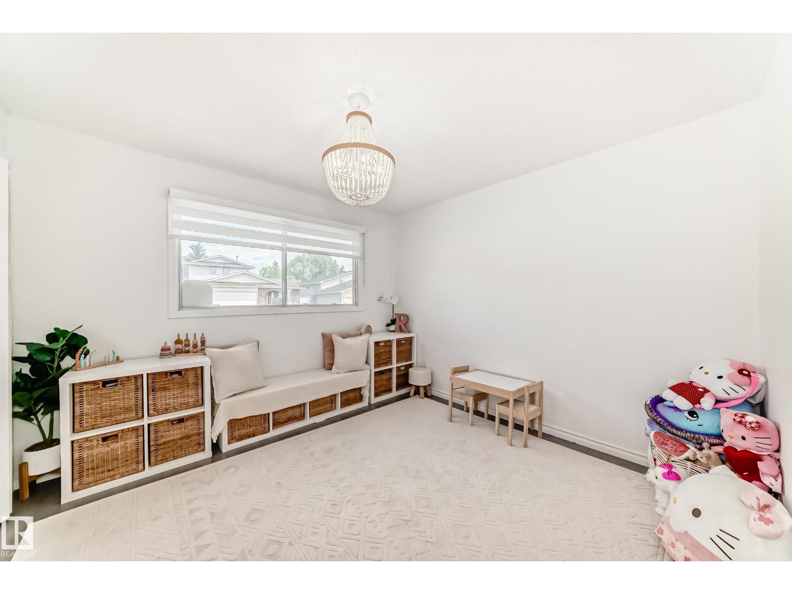 9815 159 AV NW - 39