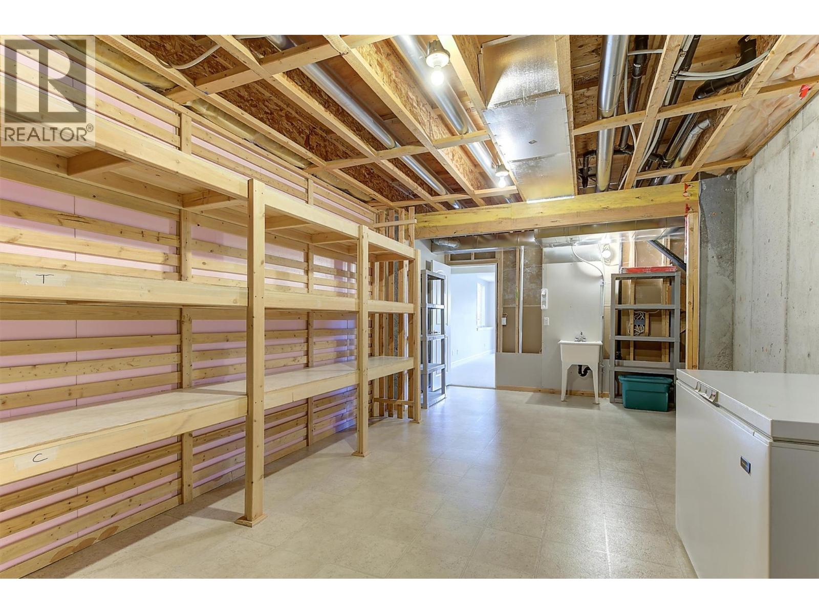 135 4035 Gellatly Road South, West Kelowna