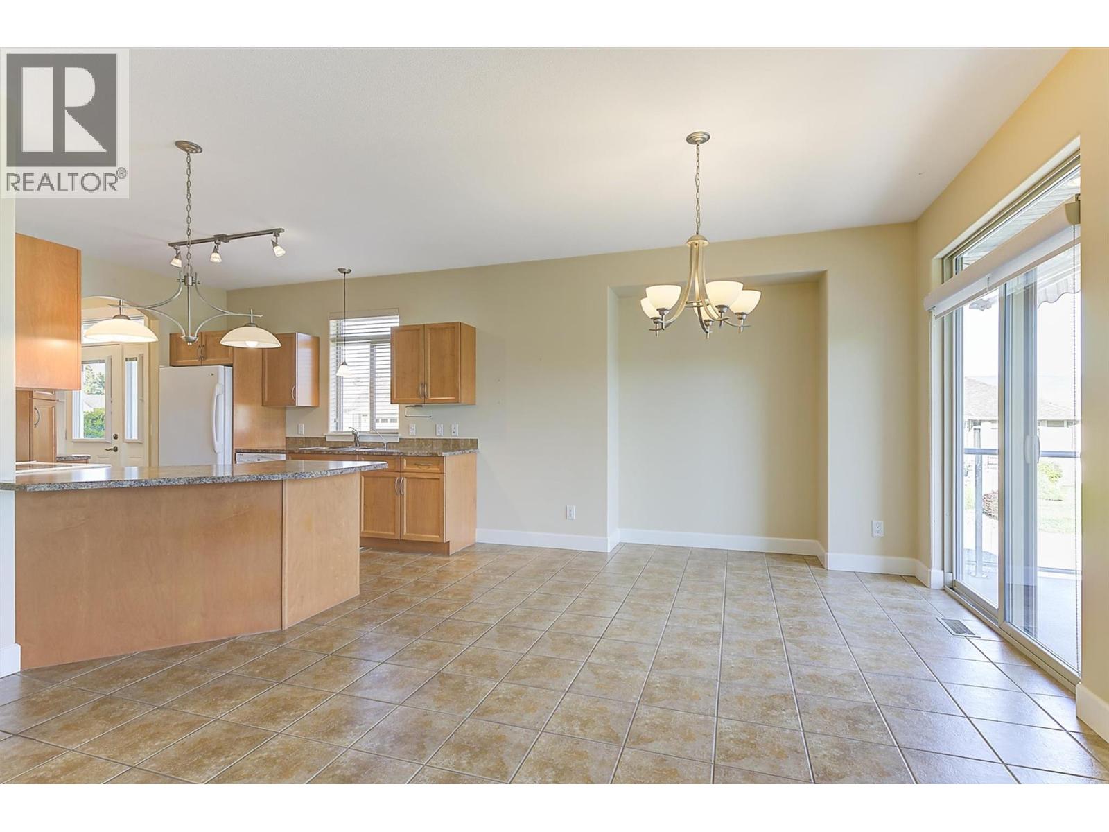 #135 4035 Gellatly Road S - 11