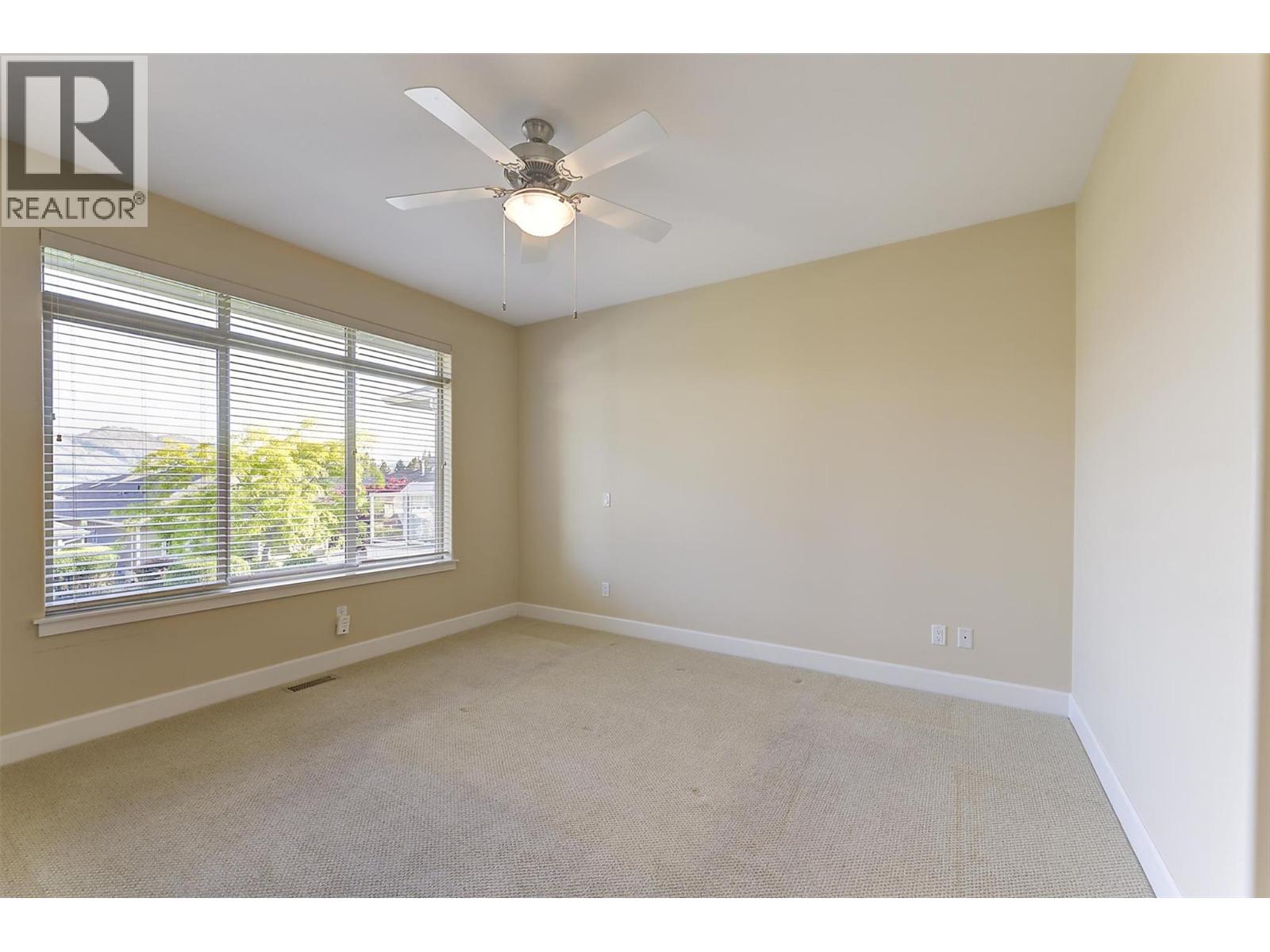 #135 4035 Gellatly Road S - 21