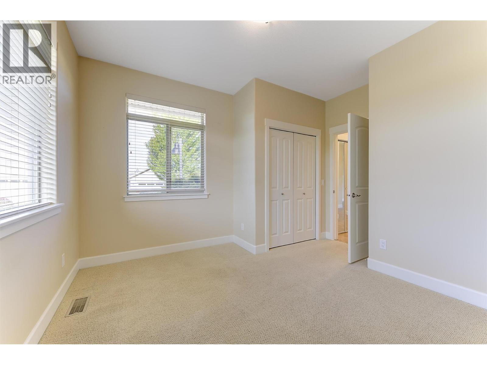 #135 4035 Gellatly Road S - 28