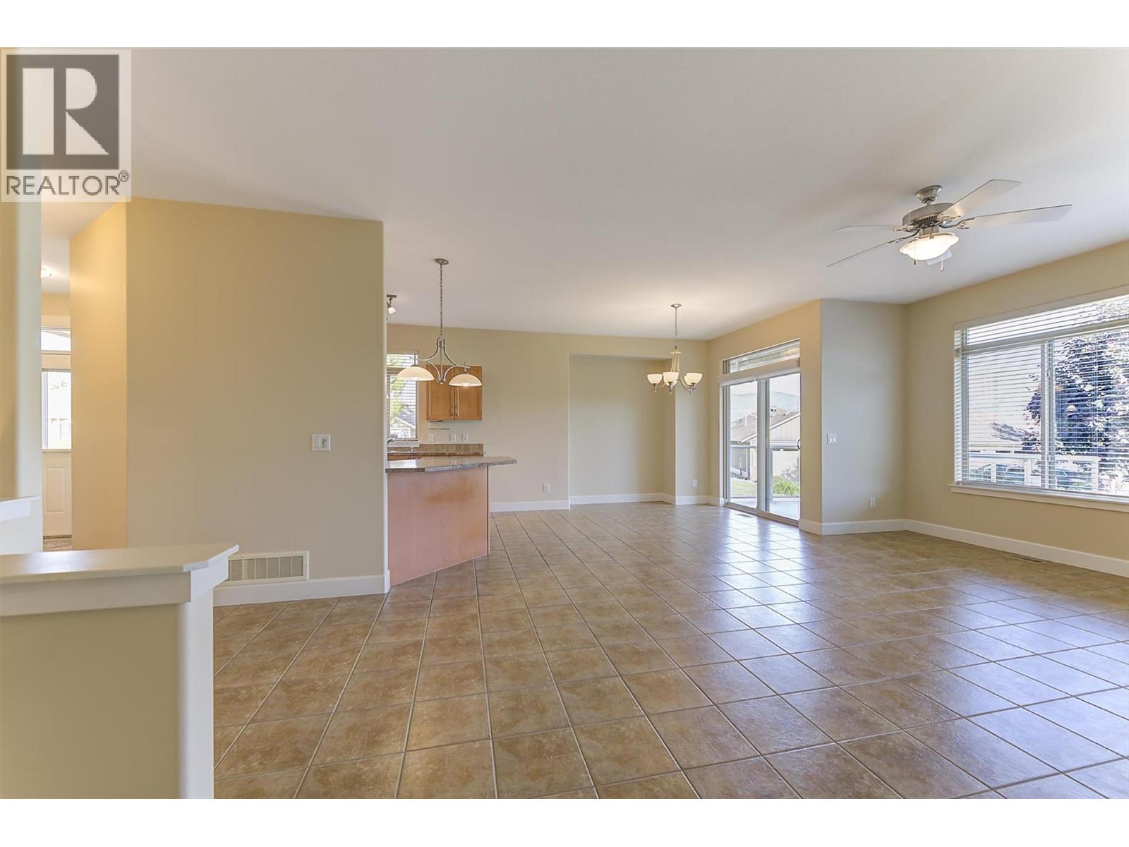 135 4035 Gellatly Road South, West Kelowna