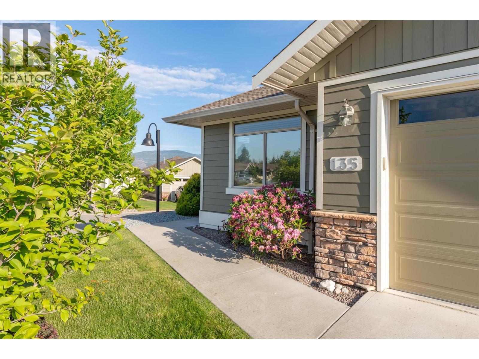 #135 4035 Gellatly Road S - 5