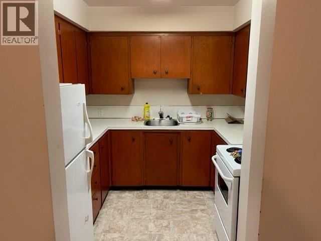 204 22535 ROYAL CRESCENT, Maple Ridge — photo 2