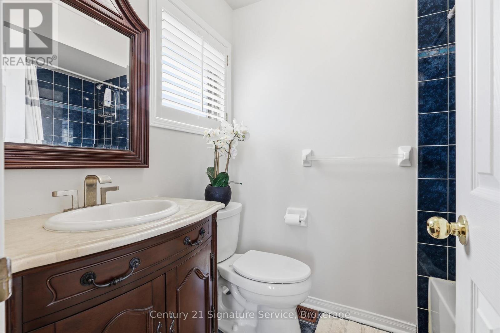 784 AVONSHIRE COURT - 21