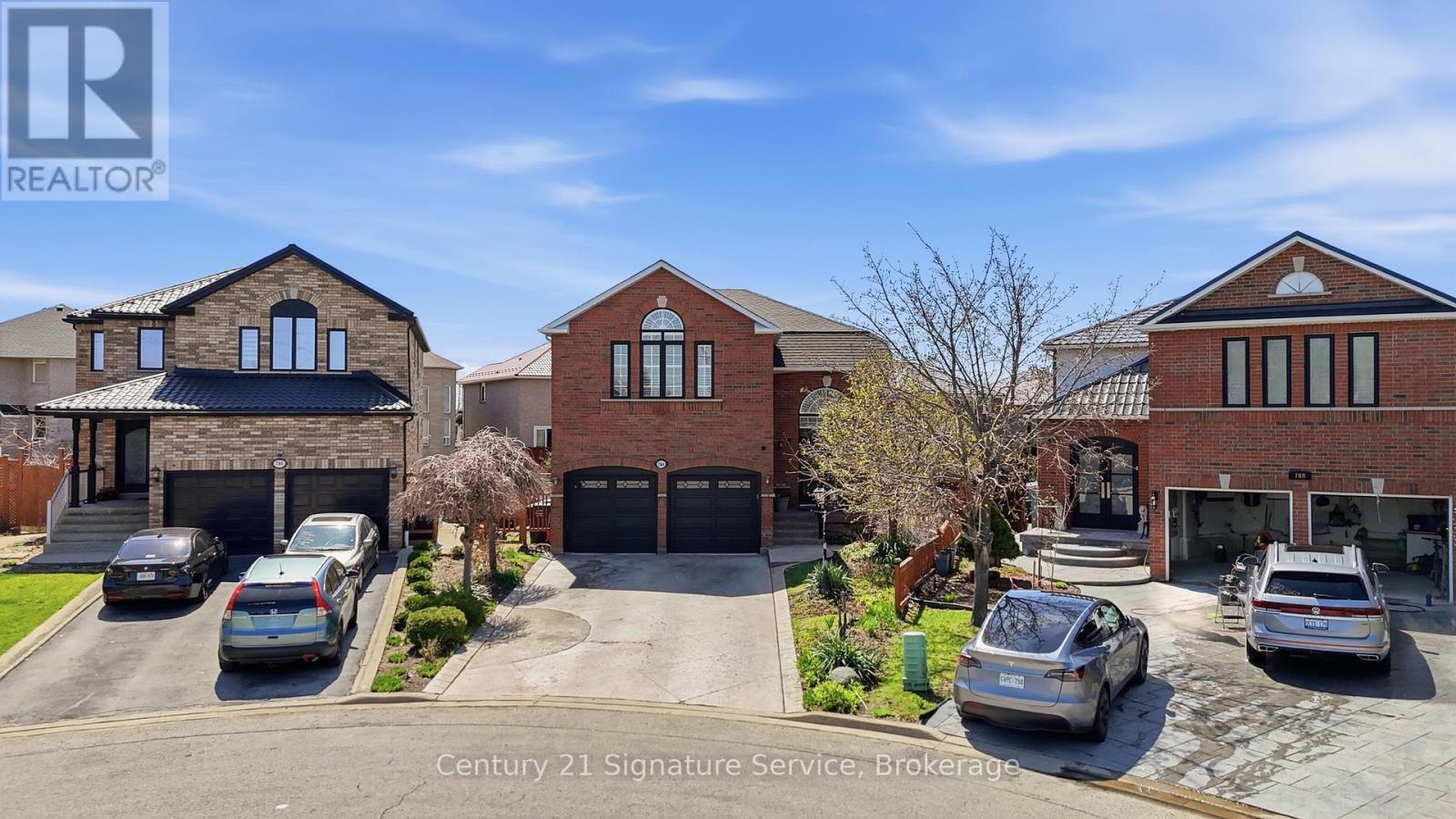 784 AVONSHIRE COURT - 5