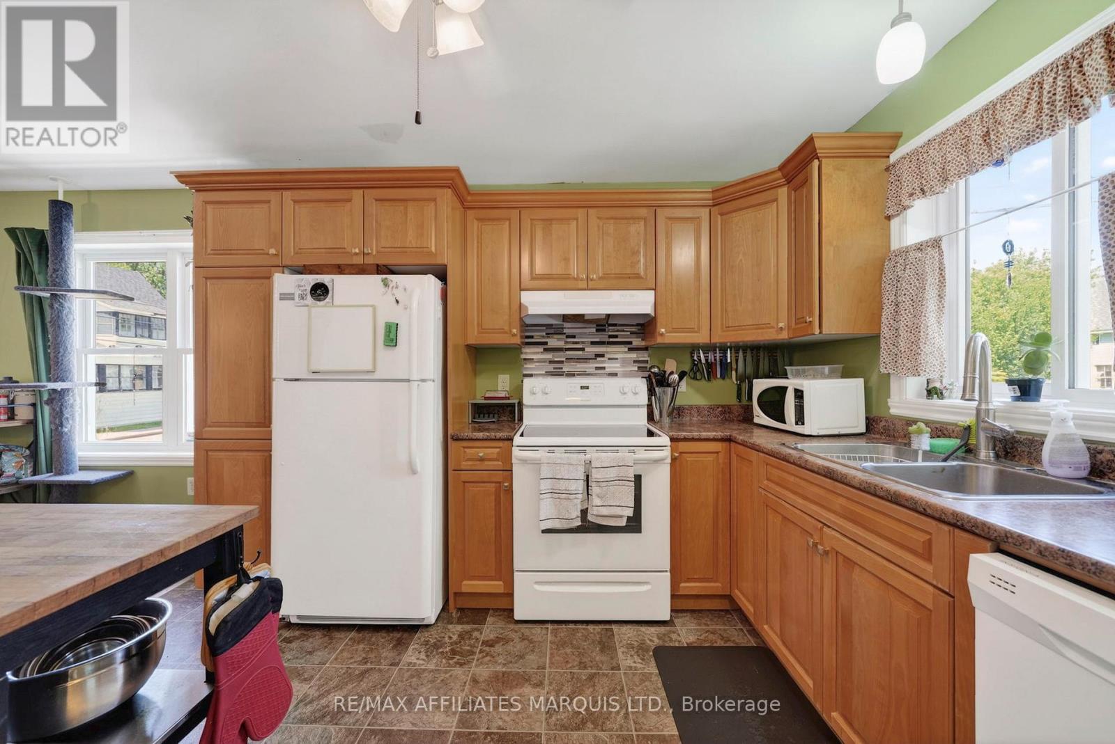 403 3RD STREET E - 12
