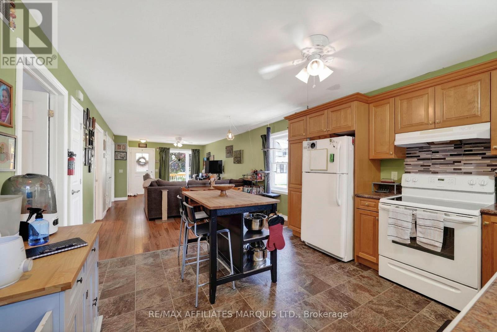 403 3RD STREET E - 13