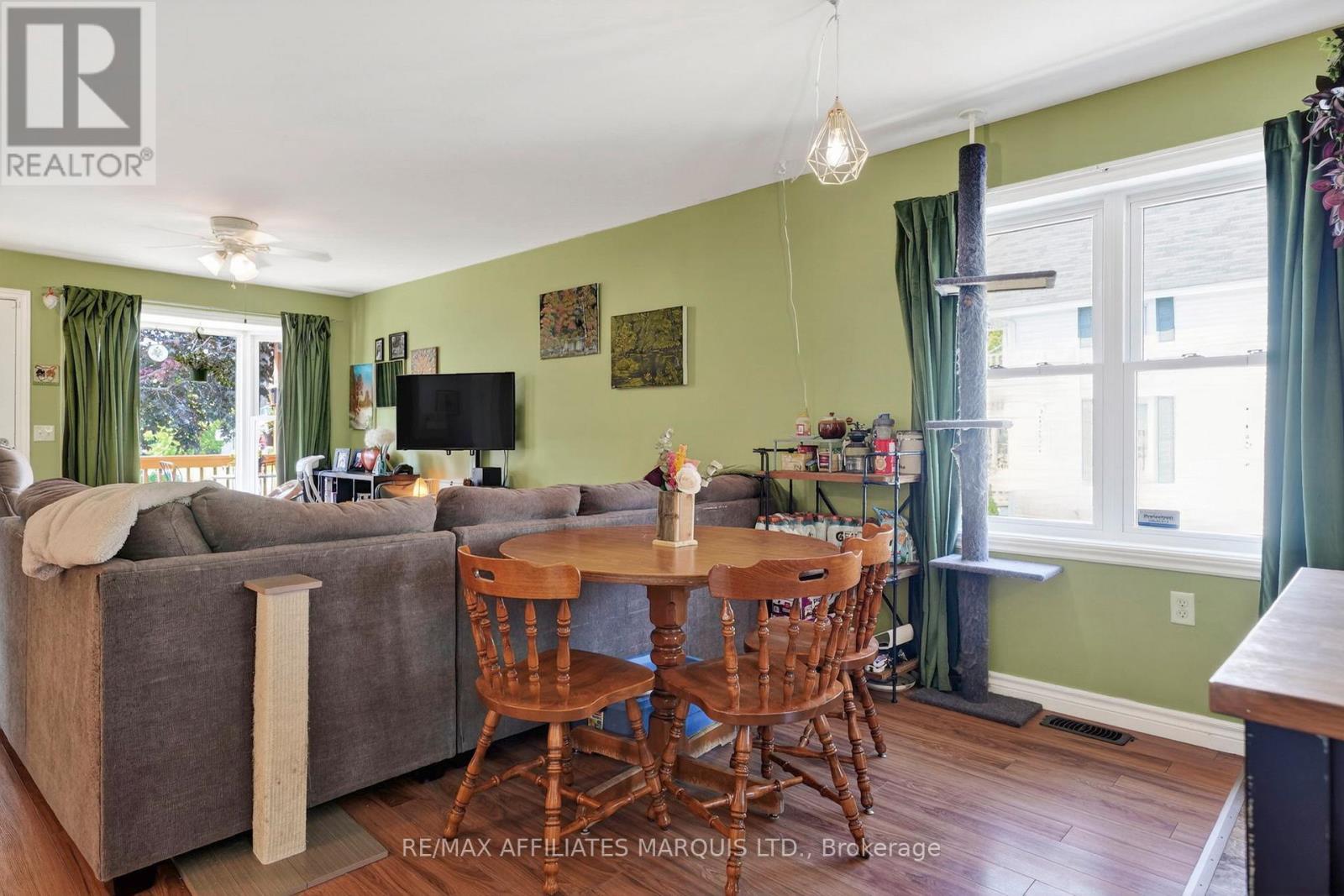 403 3RD STREET E - 9