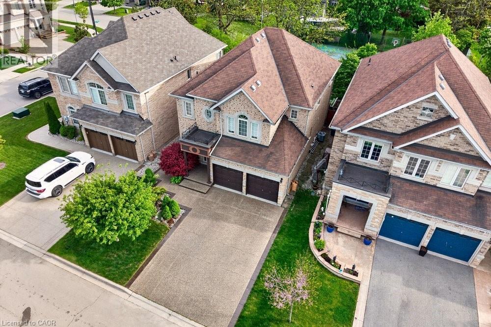7 SUMMERWIND Drive - 44
