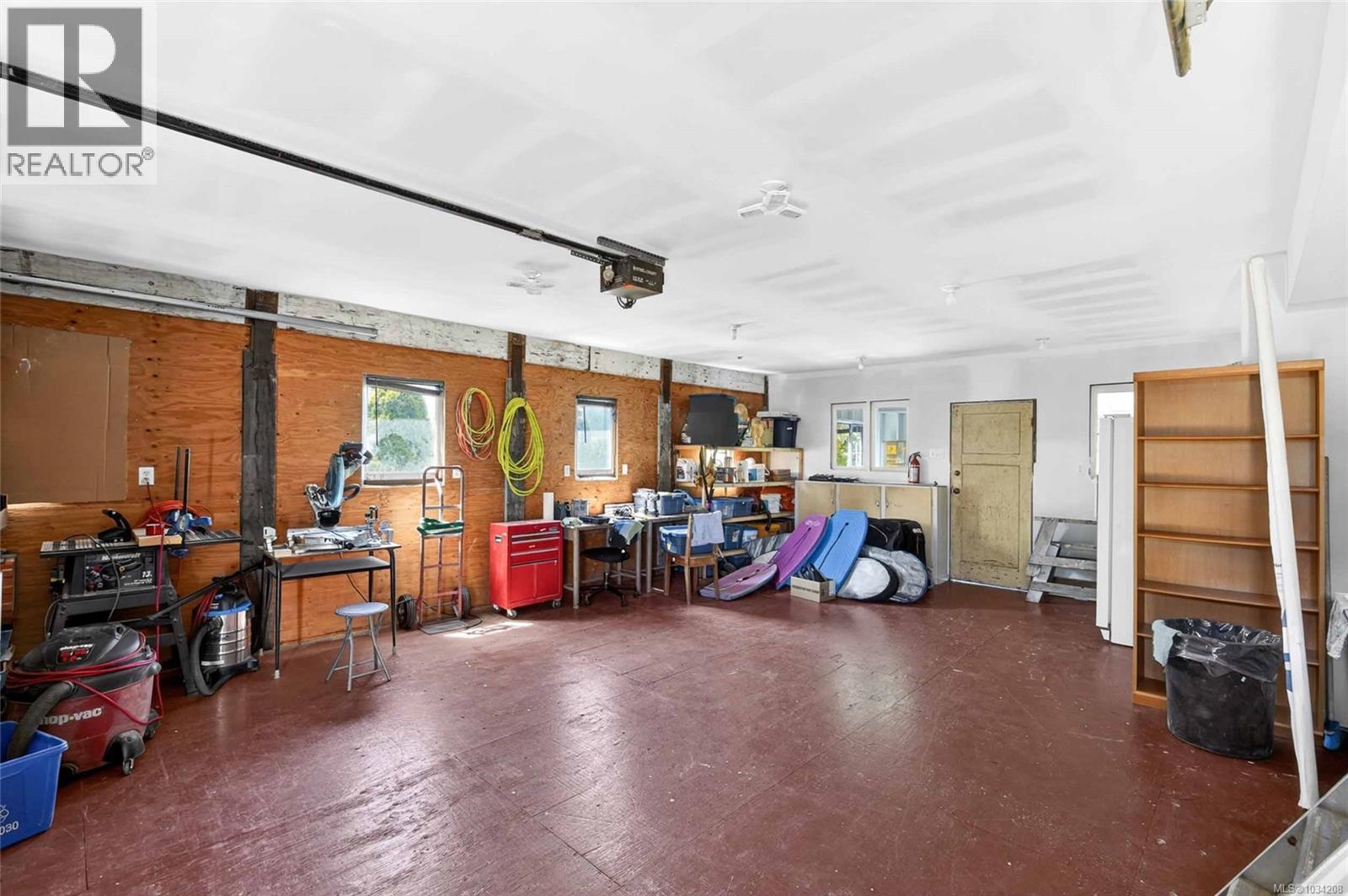 2880 1st Ave - 56