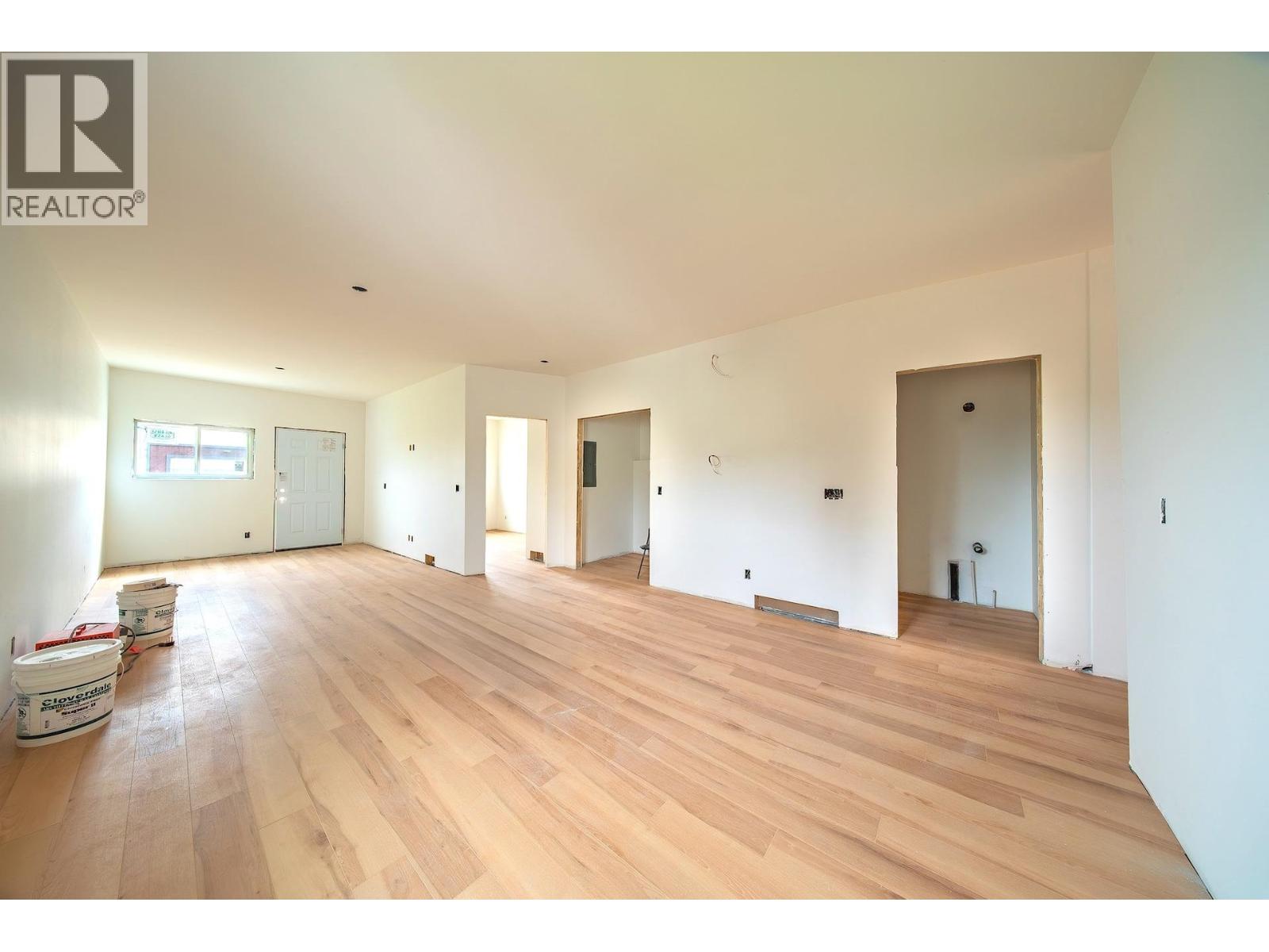 11111 101 AVENUE - 4