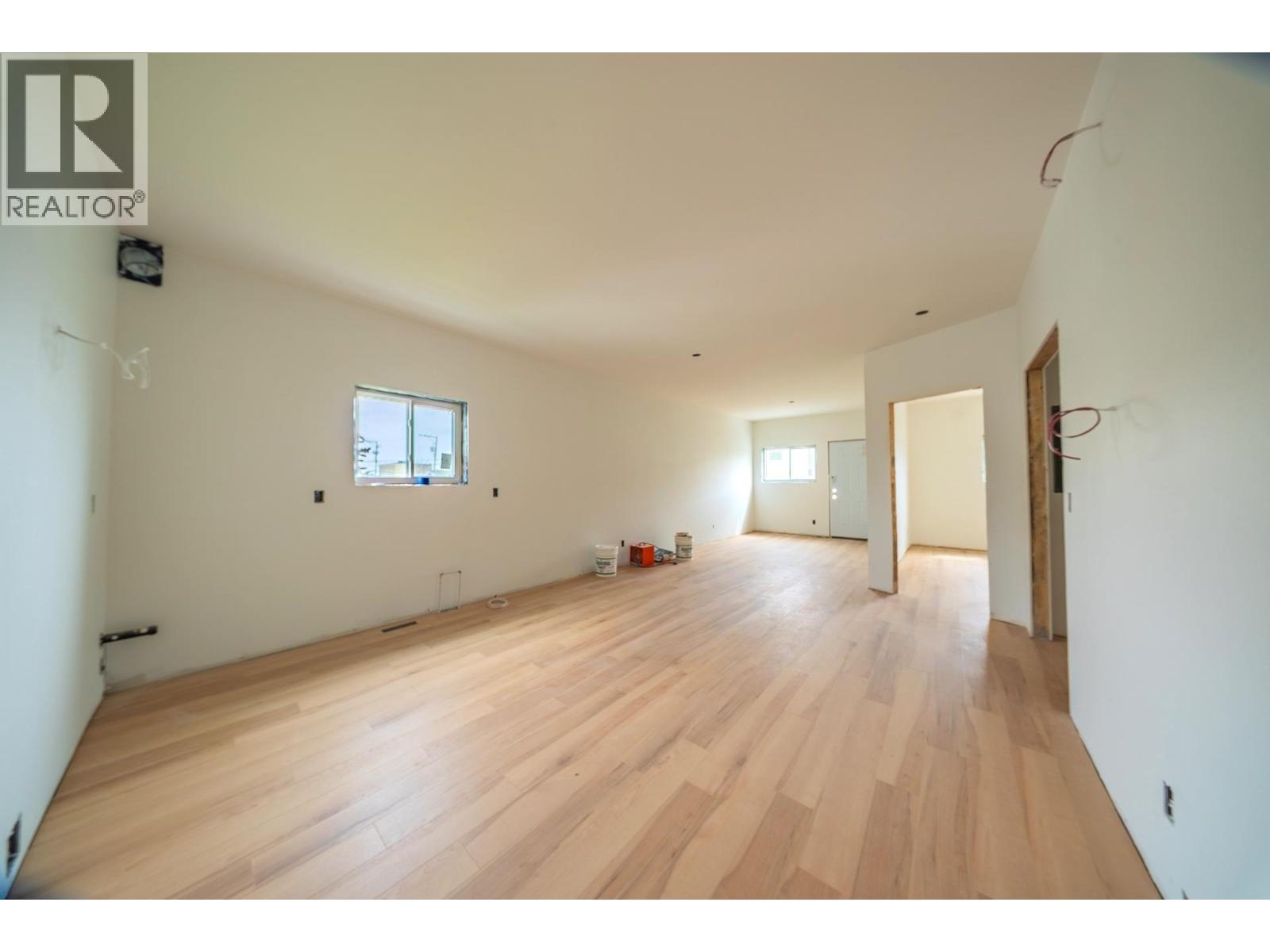 11111 101 AVENUE - 6