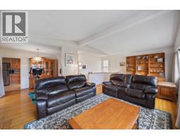 1530 Sherlock Avenue, Burnaby, BC V5A2M8 Photo 9