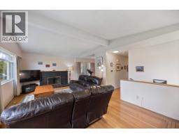 1530 Sherlock Avenue, Burnaby, BC V5A2M8 Photo 8