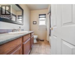 1530 Sherlock Avenue, Burnaby, BC V5A2M8 Photo 25