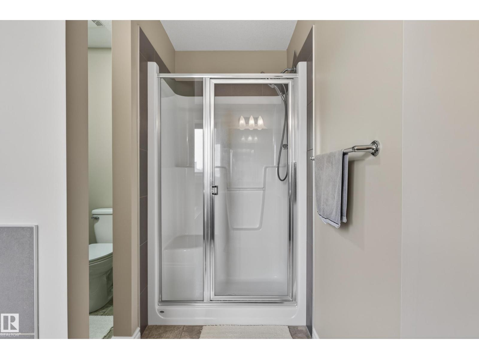 9515 221 ST NW - 38