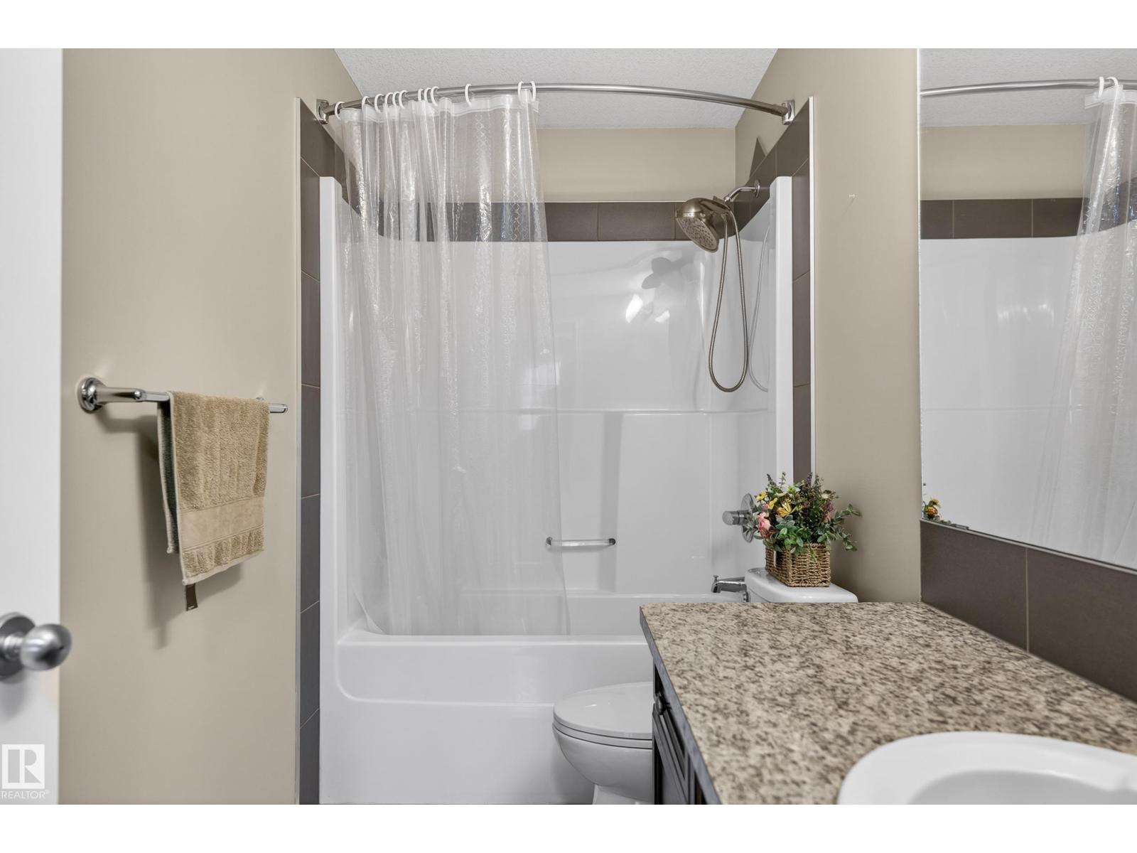 9515 221 ST NW - 43